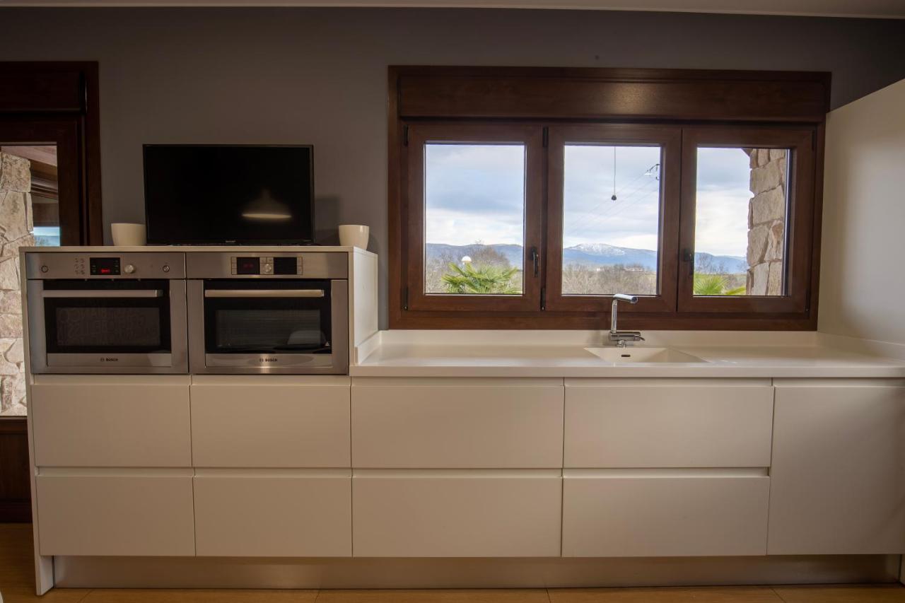 Casa Rural La Nava De Тиснерос Экстерьер фото